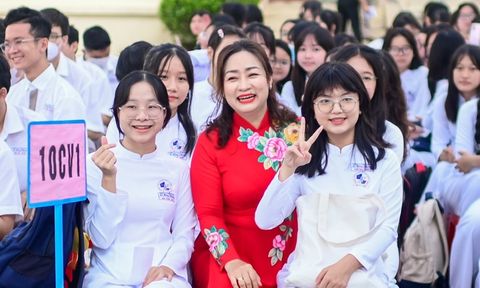 Tin tức giáo dục 24h: TP.HCM trả lương dạy thêm giờ cho giáo viên bằng 150% chính khóa