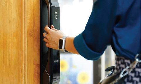 Khóa cửa vân tay có an toàn không?