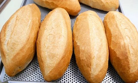 Vụ 19 người nghi ngộ độc thực phẩm khi ăn bánh mỳ tại Quảng Ngãi: Bộ Y tế vào cuộc