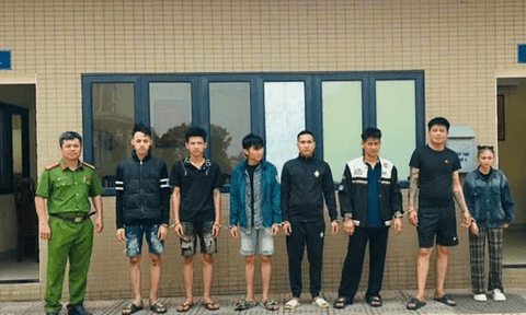 Đột kích ổ nhóm tổ chức sử dụng ma túy ở Hà Nội, bắt 7 đối tượng trong đêm 