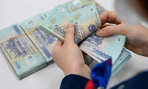 Bộ Tài chính làm rõ chế độ tiền lương, tiền thưởng đối với viên chức hiện nay