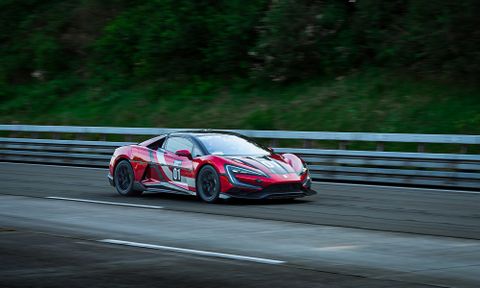 BYD YangWang U9 xác lập kỷ lục xe điện nhanh nhất thế giới