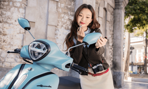 Chiếc xe nói gì về gu thẩm mỹ của người phụ nữ hiện đại?