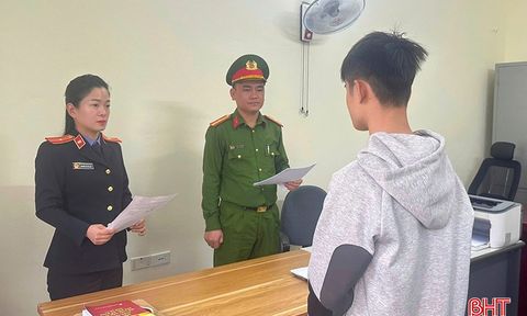 Khởi tố nam sinh rủ bạn đi trộm cắp xe máy