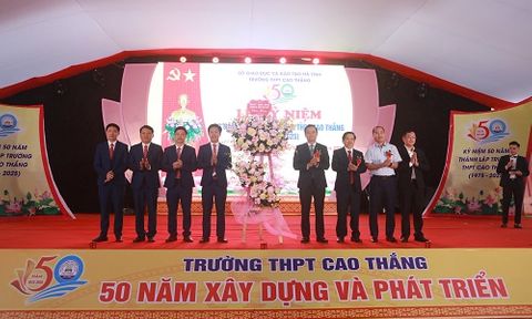 Trường THPT Cao Thắng (Hà Tĩnh): 50 năm một chặng đường
