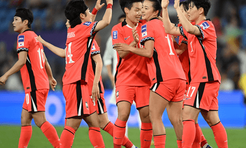 Tuyển Iran thua đậm tại Asian Cup 