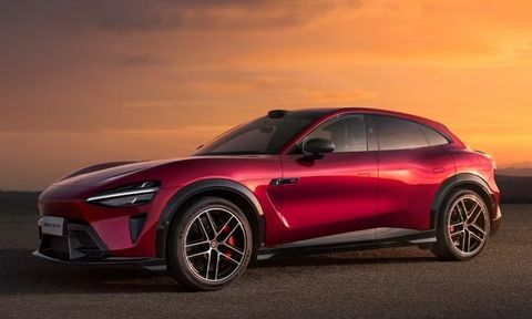 “Quái thú” Xiaomi YU7 GT ra mắt: SUV điện gần 1.000 mã lực, chạy 705km/sạc