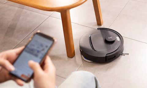 Máy hút ẩm, robot hút bụi - lau nhà và loạt đồ gia dụng giảm chưa từng có ngày siêu sale 3/3 