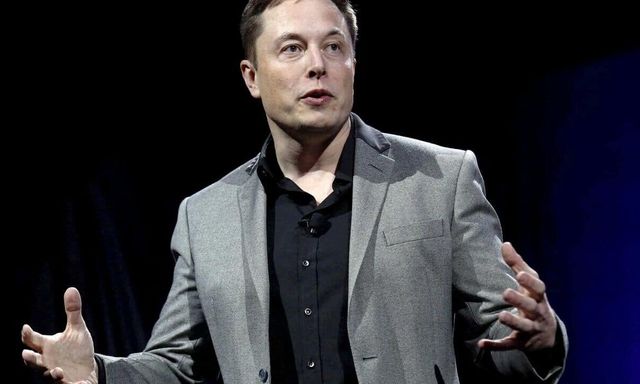 Tỷ phú Elon Musk mất 49 tỷ USD từ khi tuyên bố mua Twitter