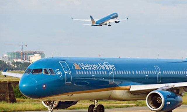 Máy bay hạ cánh khẩn cấp xuống Đà Nẵng: Vietnam Airlines nói gì?