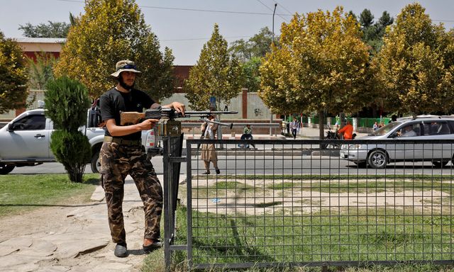 IS nhận trách nhiệm vụ đánh bom gần Đại sứ quán Nga ở Afghanistan