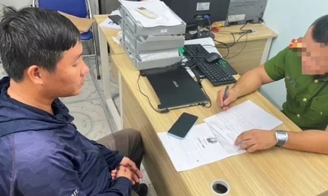 Quay cảnh ân ái rồi lập nick Facebook ảo tống tiền bạn gái