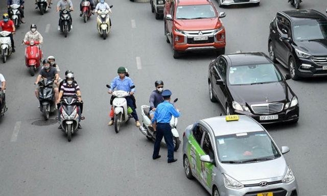 Sở GTVT Hà Nội đề xuất tiếp tục thí điểm phân làn đường Nguyễn Trãi đến cuối năm