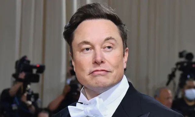 Tổng thống Ukraine đáp trả Elon Musk trên Twitter