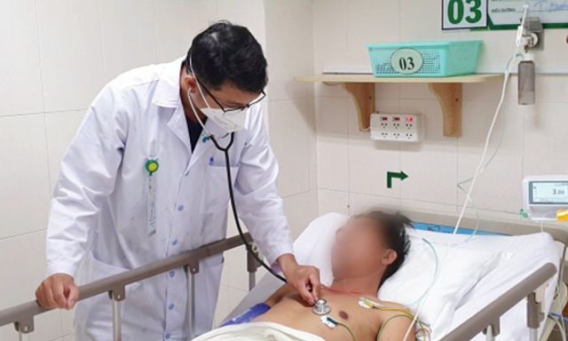 Đang lái xe đường dài, tài xế bị nhồi máu cơ tim suýt tử vong: Bác sĩ cảnh báo hiểm họa từ thói quen xấu