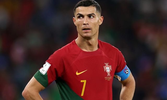 Ronaldo bất ngờ bỏ tập sau khi FIFA từ chối công nhận bàn thắng