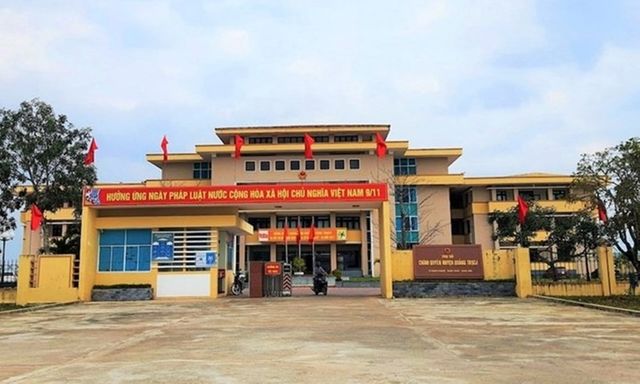 Vì sao trưởng phòng GD&ĐT ở Quảng Bình xin thôi chức vụ để làm nhân viên?