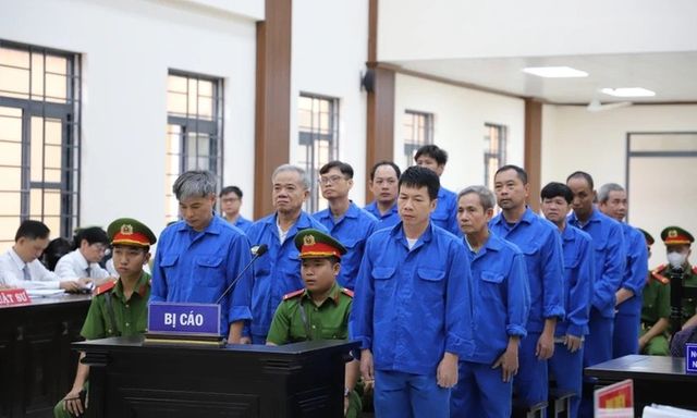 An Giang: Xét xử các cựu quan chức huyện tham ô tài sản