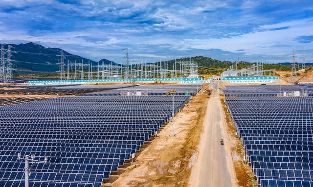 Điện mặt trời Trung Nam báo lãi tăng 11%, nợ phải trả gần 2.780 tỷ đồng