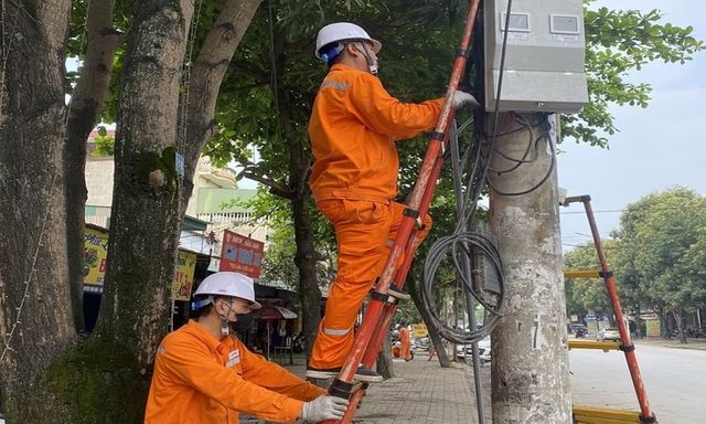 Điện lực Thành phố Vinh (PC Nghệ An) chủ động ứng phó với mùa mưa bão năm 2024