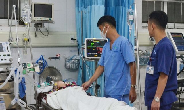 Quảng Ninh: 6 người bị ngộ độc khí CO từ máy phát điện sau bão Yagi