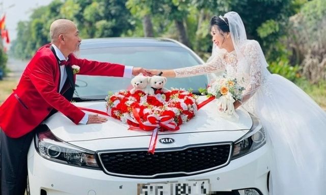 Chú rể U70 từ Mỹ về Việt Nam cưới mối tình đầu, kết thúc chuyện tình đẹp như mơ