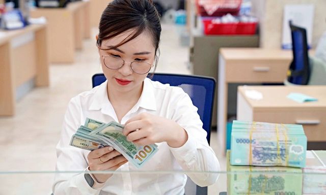 Lãi suất ngân hàng hôm nay 24/9: Cao nhất lên tới 9,5%/năm, chỉ duy nhất một ngân hàng