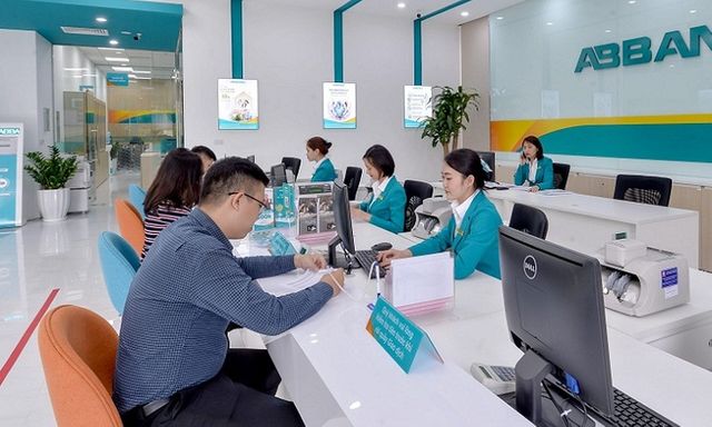 Lãi suất ngân hàng hôm nay 14/10/2024: Kỳ hạn 18-36 tháng, cao nhất 6,15%