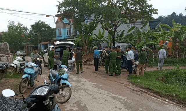 Điều tra vụ án mạng kinh hoàng khiến 2 người tử vong ở Phú Thọ