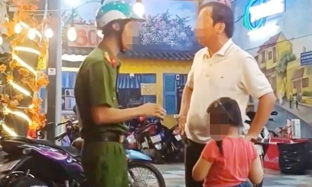 Lập hồ sơ xử lý tài xế có nồng độ cồn kịch khung gây tai nạn, chửi bới công an