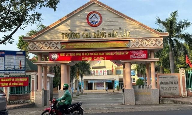 Vụ sinh viên bị điện giật tử vong: Tạm dừng giảng dạy 1 giáo viên