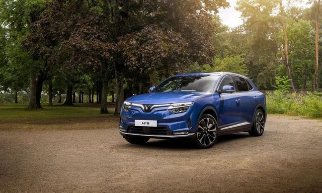 Dừng dịch vụ taxi bằng Vinfast VF 8: 