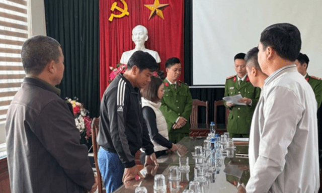 Khởi tố đối tượng bán hóa đơn khống ở Nam Định