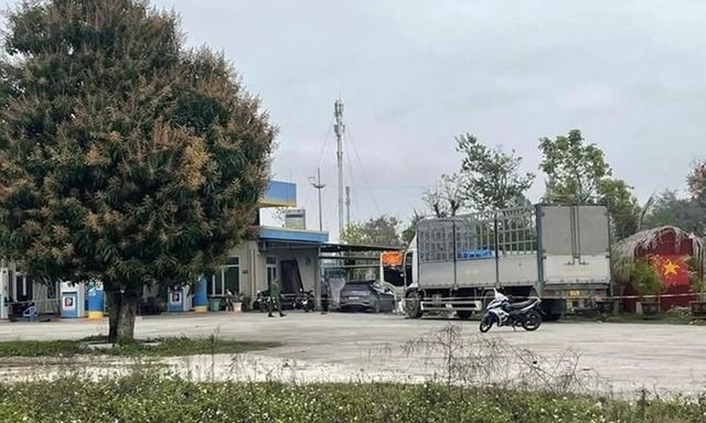 Danh tính nam tài xế tử vong trong cabin xe tải ở Thanh Hóa