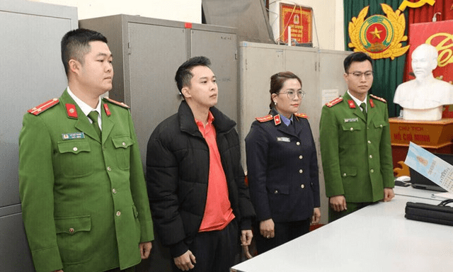Thủ đoạn lừa đảo, chiếm đoạt gần 1 tỷ đồng của nhân viên nhân hàng ở Sơn La