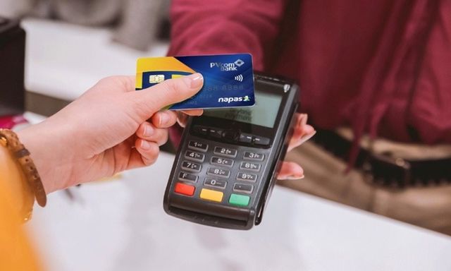 Nên làm gì nếu thẻ ngân hàng của tôi bị nuốt?