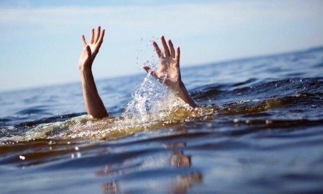 Tìm thấy thi thể 2 anh em ruột đuối nước dưới hồ ở Nghệ An
