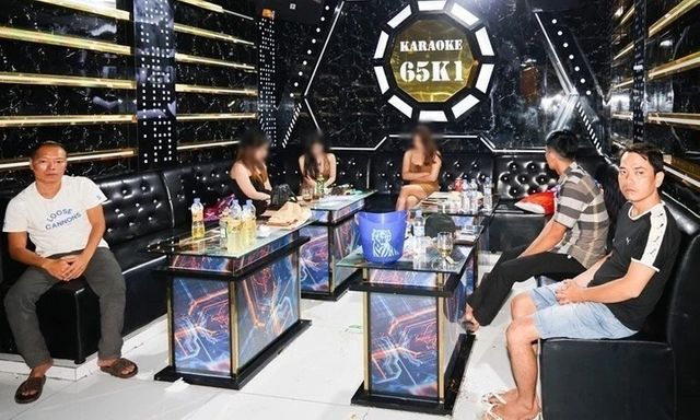 Phá tụ điểm ma túy, 