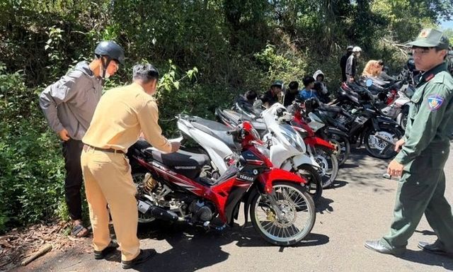 Đắk Nông: Chặn đứng 2 nhóm 