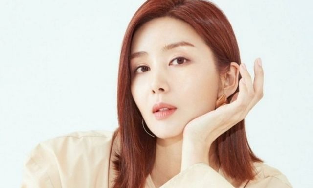 Vắng bóng trên màn ảnh, nữ diễn viên đình đám đi bán kim chi, kiếm hàng chục tỷ đồng