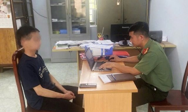 Lập nhóm kín trên Facebook để báo chốt Cảnh sát giao thông 
