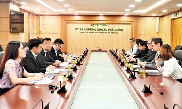 UBCKNN làm việc với Ngân hàng Thế giới về mục tiêu nâng hạng thị trường