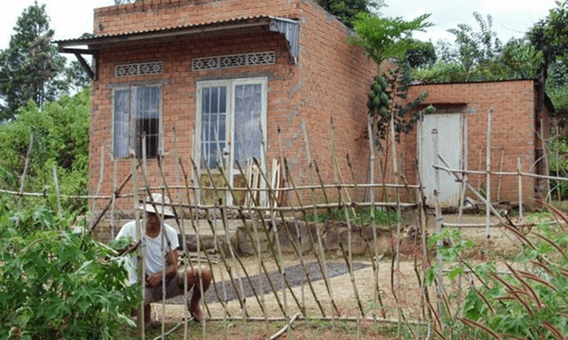Vụ phát hiện thi thể cha con trong ngôi nhà: Biểu hiện bất thường của 2 nạn nhân