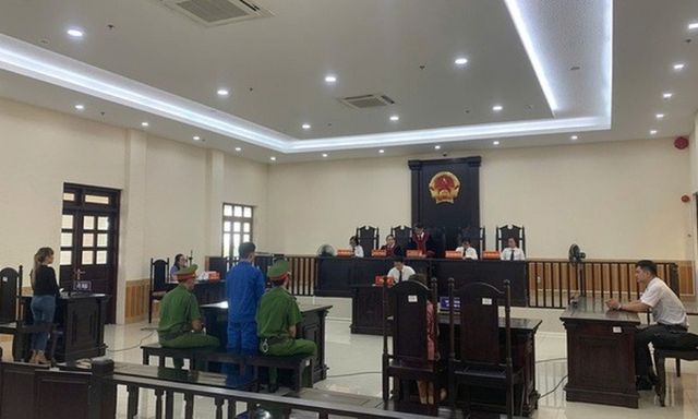 Tin pháp luật nổi bật 24h qua: Sát hại chủ sòng bạc, kẻ thủ ác lĩnh án tù chung thân