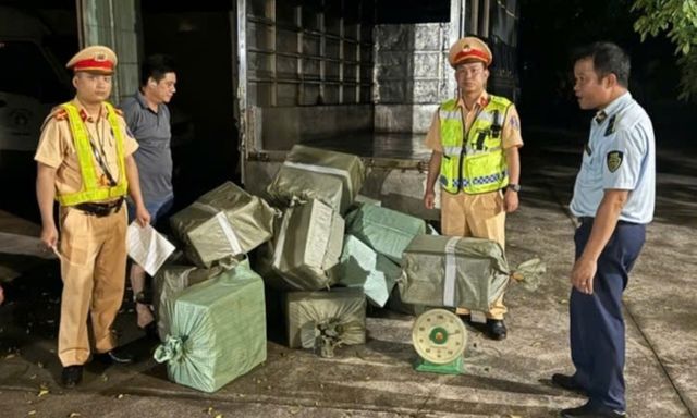 Quảng Ninh: Phát hiện 300kg lòng lợn khô không rõ nguồn gốc