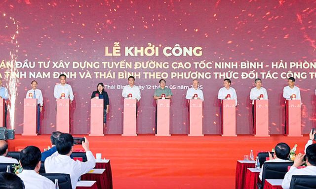 Khởi công dự án đường cao tốc qua tỉnh Nam Định - Thái Bình và Khu công nghiệp Hưng Phú