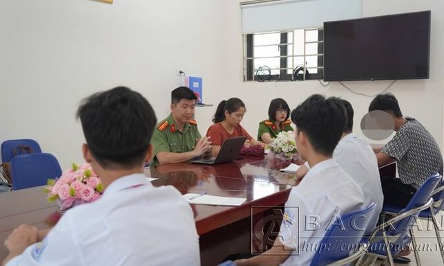 Công an thông tin vụ nam sinh bị đánh hội đồng gây thương tích nghiêm trọng tại Bắc Kạn