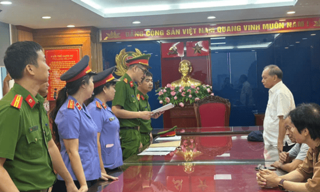 Cựu Phó Chủ tịch UBND tỉnh Thanh Hóa Nguyễn Đức Quyền bị khởi tố