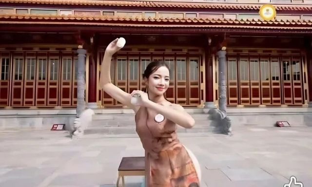 BTC Hoa hậu Việt Nam lên tiếng về màn múa gây tranh cãi trước Điện Thái Hòa