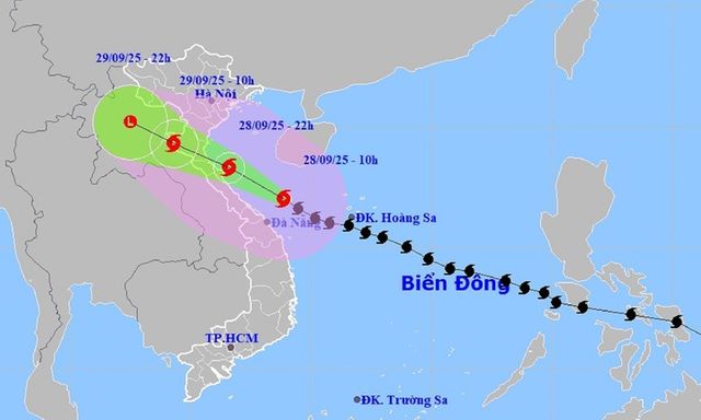 Tin bão số 10 mới nhất: Dự báo giật tới cấp 15, khi nào đổ bộ đất liền?